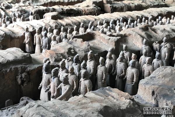 ʵ���ϴ�֮ǰ�����ϵǵ���Ƭ�ϾͿ��ó��������ˣ�������Ƭ���Ǻ�