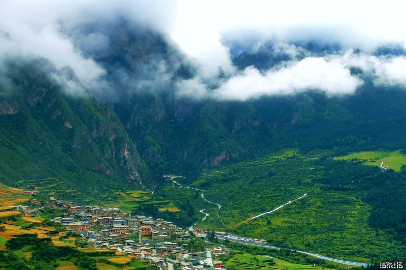 ʵ���ϴ�֮ǰ�����ϵǵ���Ƭ�ϾͿ��ó��������ˣ�������Ƭ���Ǻ�