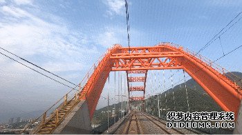 ���Ÿ������й�